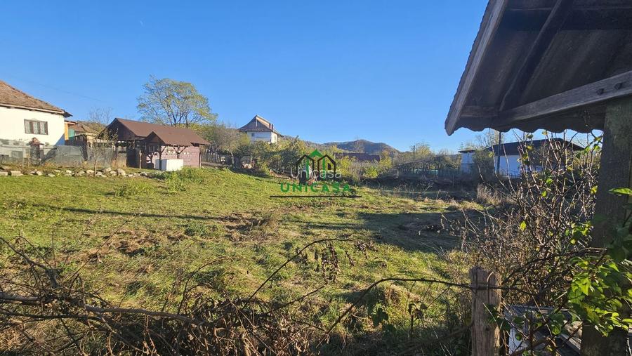 Teren intravilan/Valea Cheii - 3