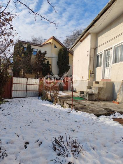 Casa individuala + curte - 4