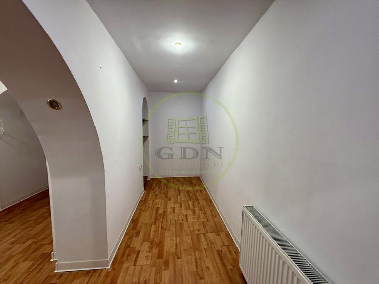 Apartament 3 camere, decomandat, 115.54 mp, Garii