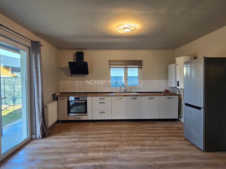 Pet friendly - vila + 500 mp teren - Vadul Anei, Branesti - 4