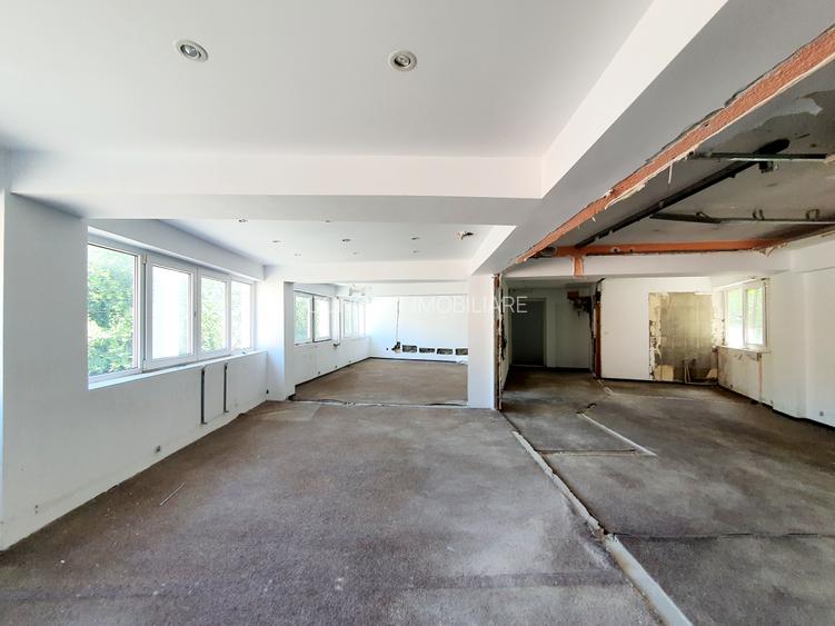 Clădire birouri, ideal clinica, constructie 1990 - 2