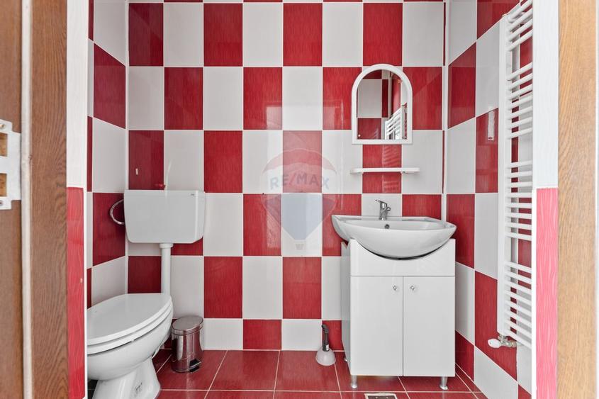 Apartament cu 3 camere de închiriat în zona Romanilor