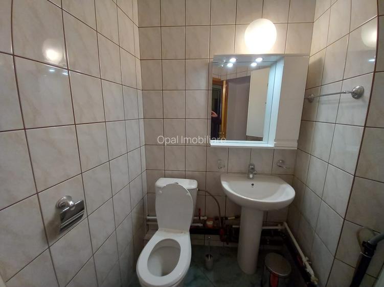 Exclusivitate-Trocadero,ap. 3 camere,centrala gaz, mobilat, terasa, termen lung - 24