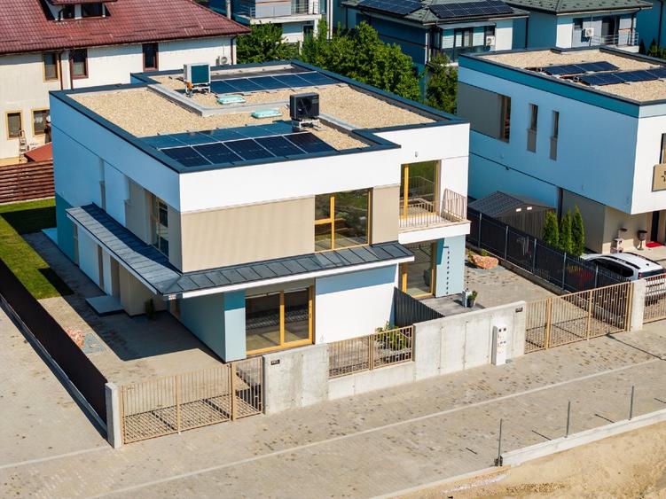 Casa Efiecienta Energetic-Panouri Fotovoltaice-Pompa de Caldura-Baterii-Otopeni