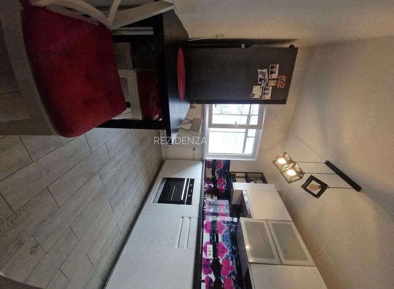 APARTAMENT INEDIT | PIAAT GORJULUI - 8