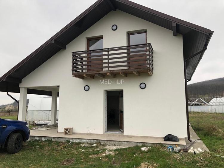 Judetul Valcea  com. Zatreni teren in suprafata 33 ha - 5