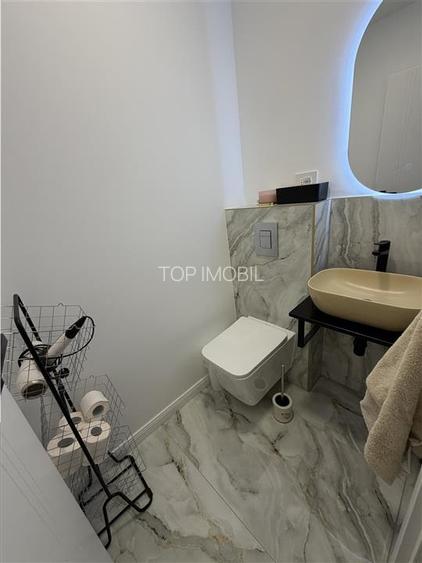 Apartament 4 camere, 2 bai, renovat complet- Nicolina - 12