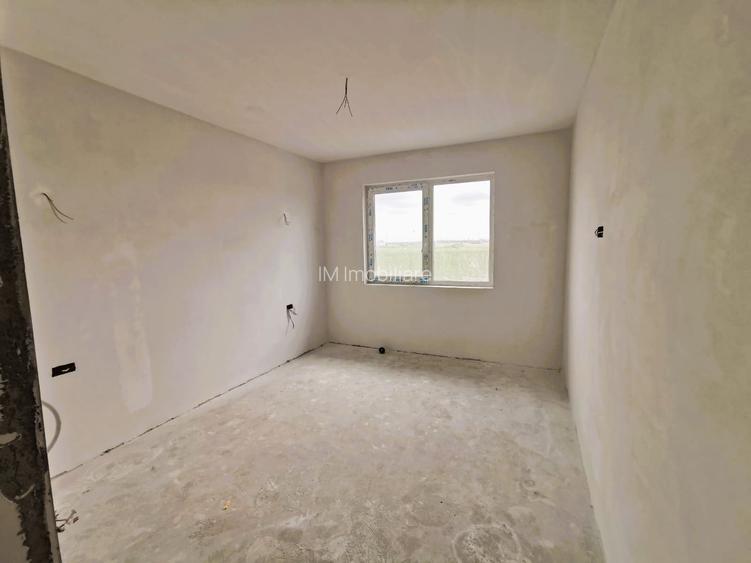 Sacalaz - Duplex(P+E) - Su:120mp - 3  minute de Timisoara - 6