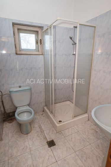 Oportunitate Exclusivă de Investiție în Câmpina Muscel Vila 12+ camere 750 mp - 25