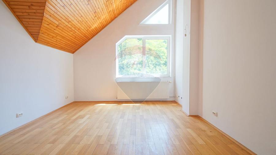 Imobil premium de închiriat în Brașov, aproape de Biserica Neagră - 25