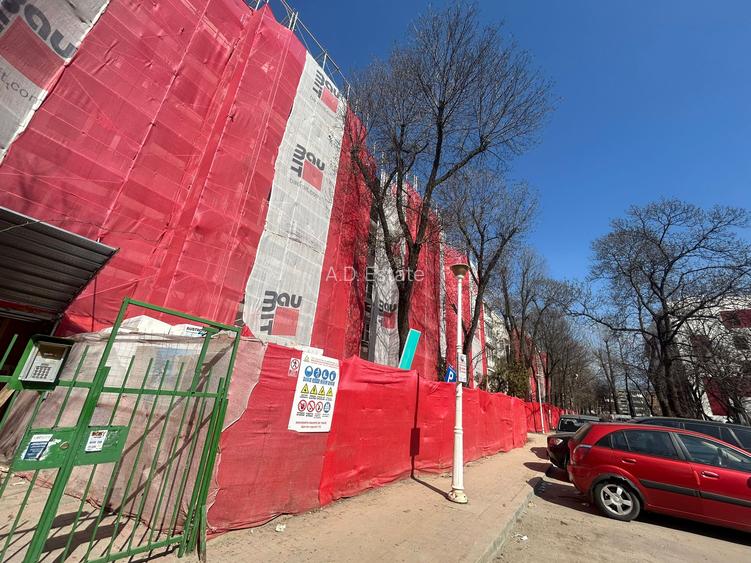 Titan 3 Camere  Etaj 1 Bloc Caramida Consolidat Instalatii Schimbate - 18