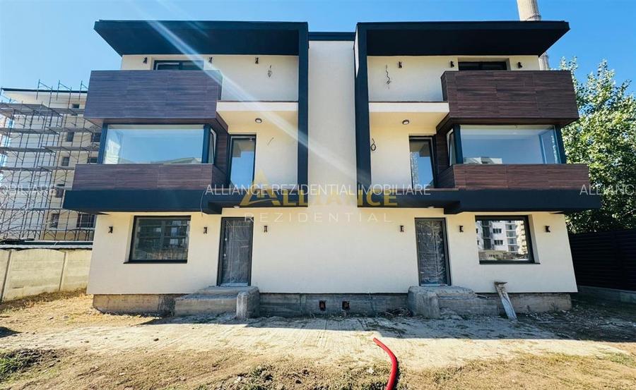 Vila de vanzare || 4 camere || curte mare || aproape Grand Arena - 3