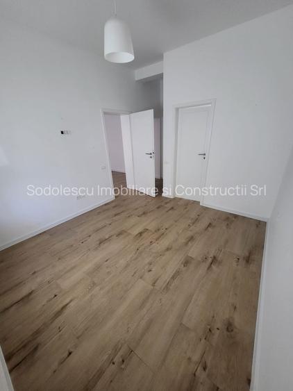 SAD cu 3 camere/acces exterior -Kaufland - 17