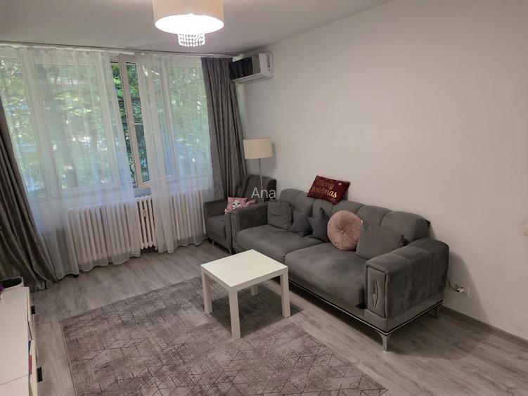 Vand apartament 2 camere  - 4