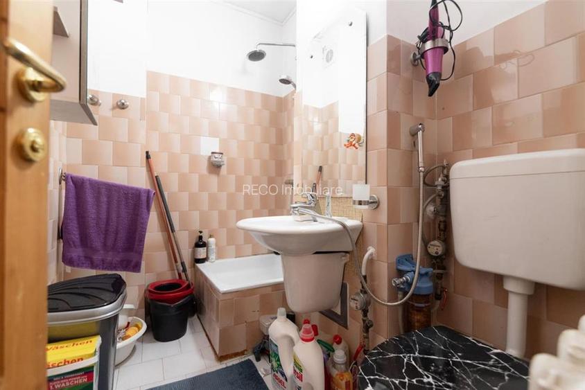 RECO Apartament 4 camere, decomandat, Bloc cu lift, Etajul 3, sub 1300 euro mp - 20
