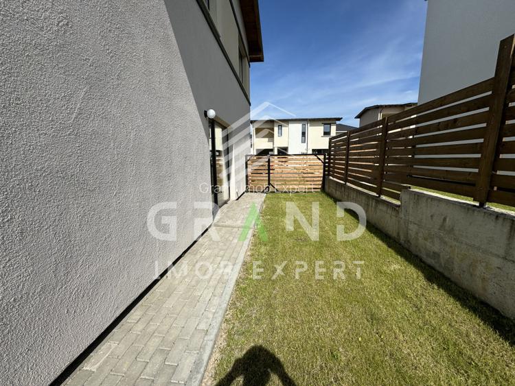 TOTUL NOU!Casa individuala,4 camere,3 BAI,TERASA,GARAJ,zona Dezmir - 25