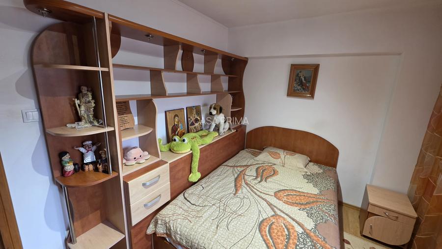 Apartament 3 camere DECOMANDAT , Zona Cug-Rond Vechi !!! - 9