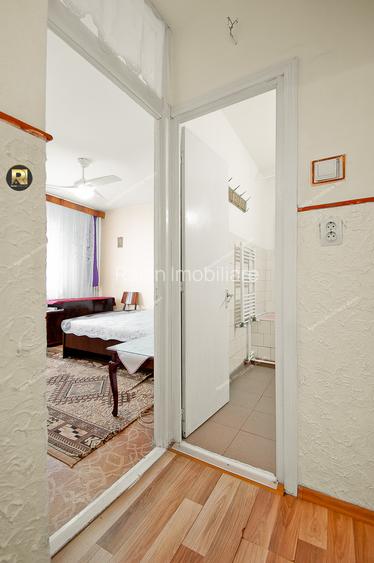 3 decomandate, in Galati, I.C Frimu, langa IFR, etaj 3, sup.68 mp - 12