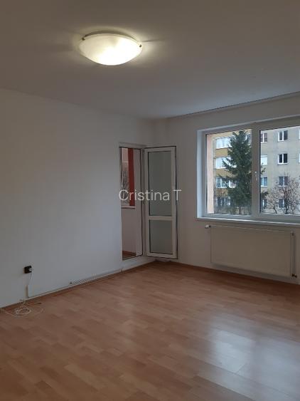 Proprietar, ofer apt 2 camere de inchiriat pe Calea Buc, Piata Astra  - 8