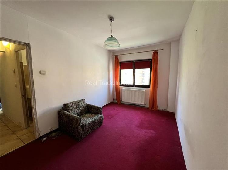 Apartament 2 camere decomandat etaj intermediar Centrul Civic - 5