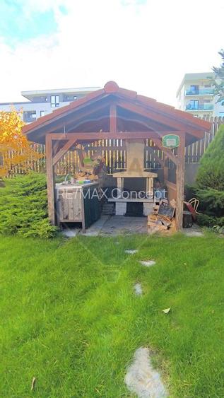 Casă de vanzare - 53