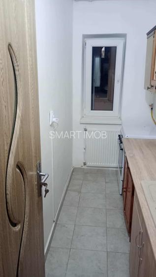 Garsoniera 27mp Bradet etaj 3 finisata 38.800eur - 5