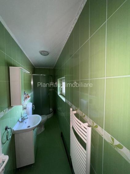 Casă Tăutii de Sus ,la drum principal pozitie excelentă ,462 mp teren - 19