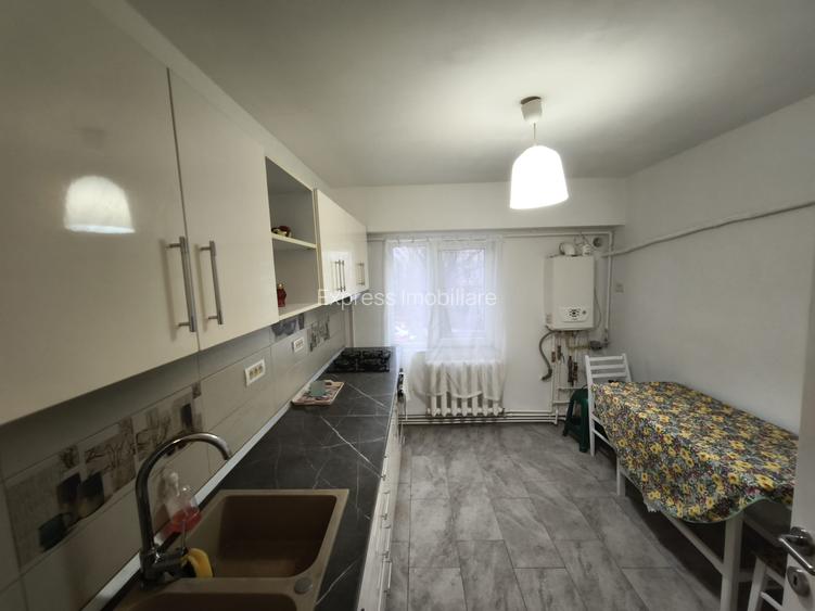 Faleza Nord -Apartament 3 Camere Decomandat - liber imediat! - 11