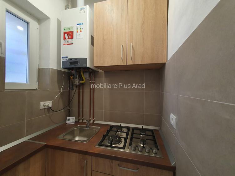 Inchiriez apartament 2 camere zona CENTRALA - 3