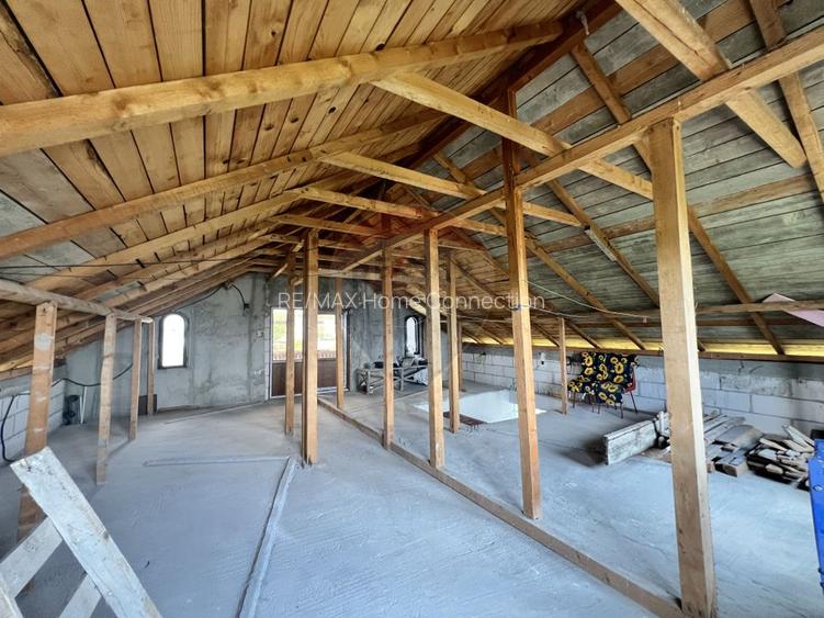 Casă / Vilă cu 3 camere de vânzare - 28