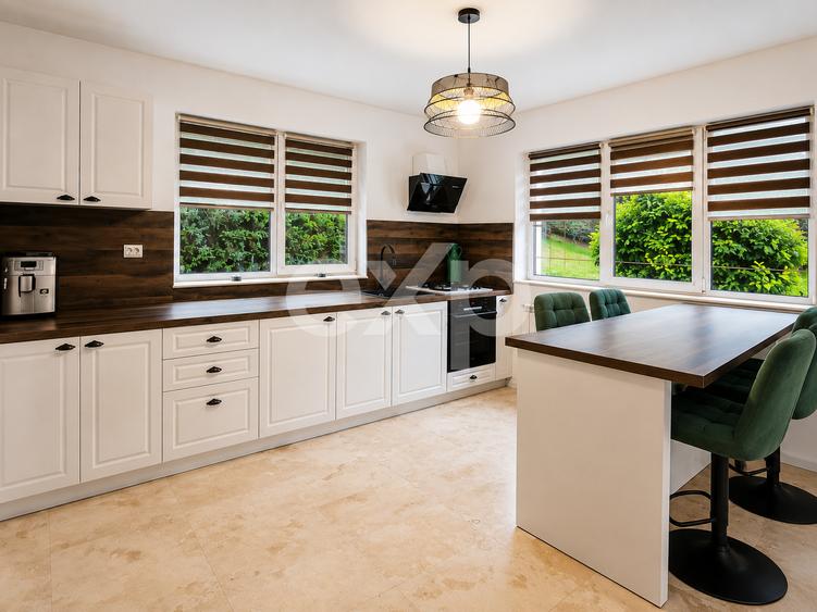 Casă individuală | Teren 850 mp | 4 dormitoare | Cartier Europa