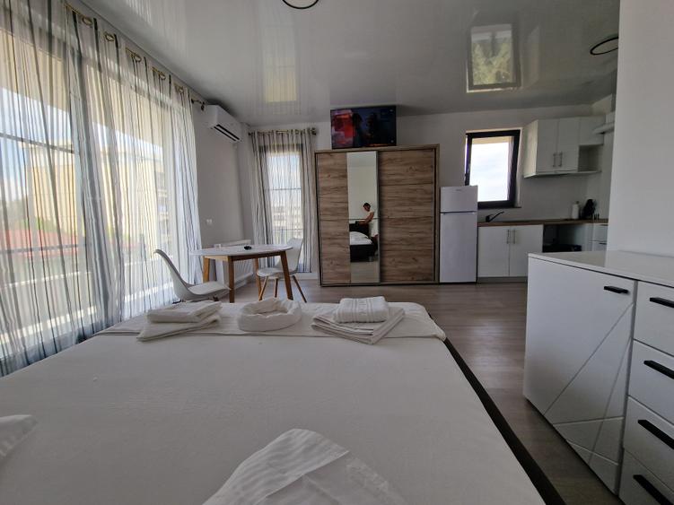 Mamaia Nord - Garsoniera mobilata-utilata complet, et 2, centrala gaze -300euro