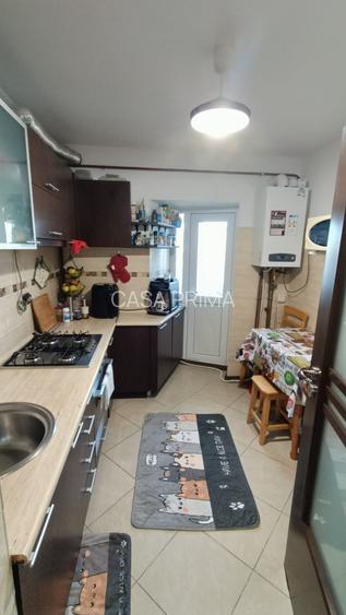 Apartament 3 camere DECOMANDAT, Piata Alexandru cel Bun ! - 12
