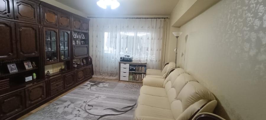 4 Camere Decomandat Mobilat 91mp bloc Cadre zona Cug - 8