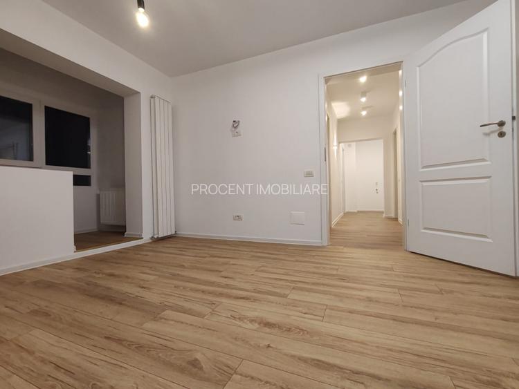 Apartament 2 camere decomandat renovat , zona Centrul Civic - str Toamnei - 15