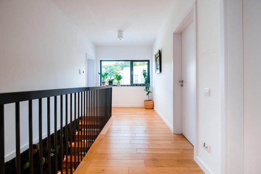 Vila de lux P+E, cu teren 930 mp, in Faget - 12