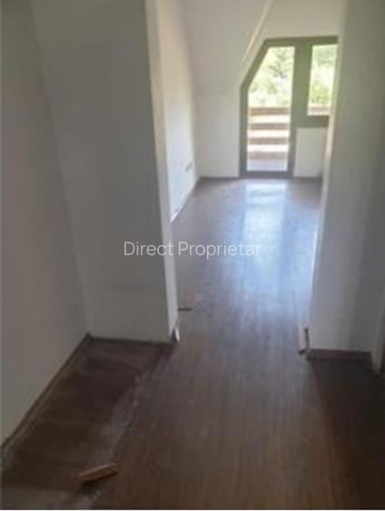 Pensiune 7 camere cu bai proprii, living si bucatarie - 11