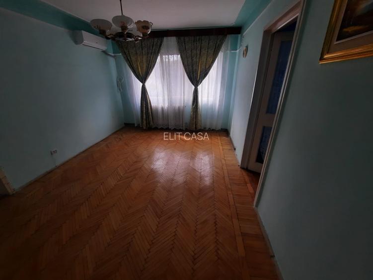 Apartament cu 2 camere, etajul 2/4, zona Podu Ros - 2