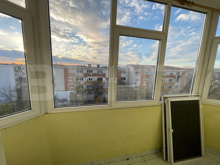 Apartament 3 camere,  73 mp totali, zona 1 Mai - Scoala Gheorghe Bibescu  - 14