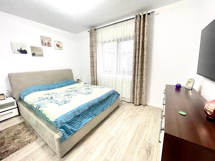 Casă de vânzare - mobilată și utilată - Hemeius - 8