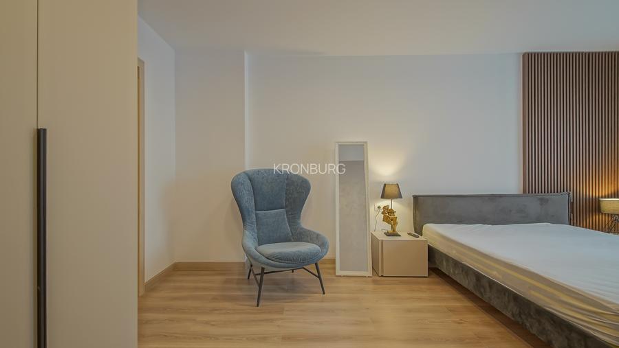 De vanzare apartament cu 4 camere decomandat Urban Plaza - 4