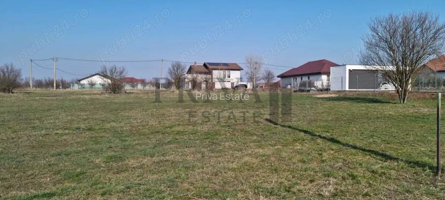 Teren intravilan, 701 mp, fs 17.8 ml, Dumbrăvița - 5