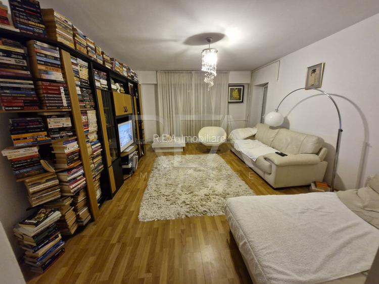 Apartament cu 3 camere Calea Calarasi - 2