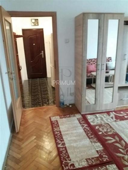 SAGULUI- 2 camere, etaj intermediar, centrala termica, bloc anvelopat - 3