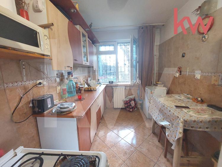 Apartament 2 camere semidecomandat • parter • Nicolae Titulescu - 6