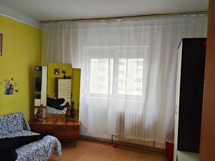 Apartament 3 camere, Zimbru , Iași , etaj 6/10, centrala, aer condiționat, 450 e - 4