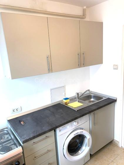 Piata Amzei / Calea Victoriei – 5 min. pana la Metrou Piata Romana - 12