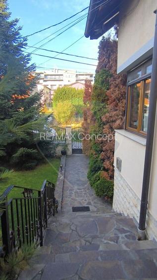 Casă de vanzare - 2