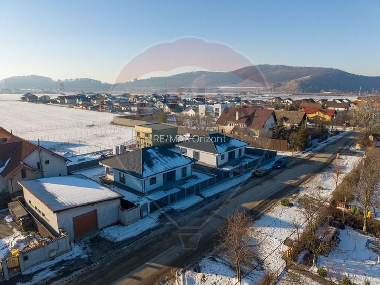 Casa 4 camere-594 mp teren,  construcție noua-Harman - 24