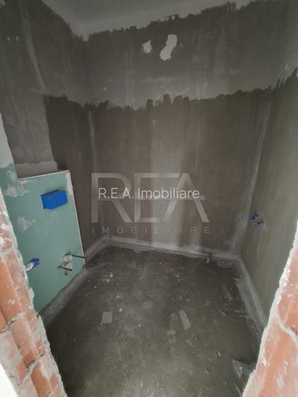 Penthouse 3 camere 5/5, parcare,centrala, Bdul Timisoara, Str. Leaota. - 10